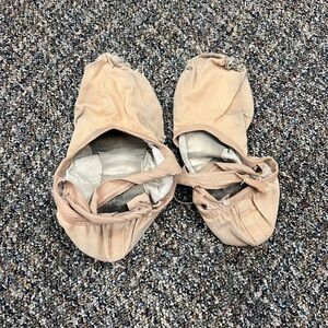 Used smelly ballet flats, very smelly.